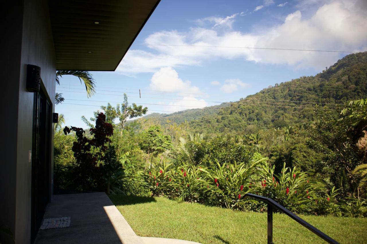 Jungle Home With King Beds -5 Minutes From The Beach Увита Экстерьер фото